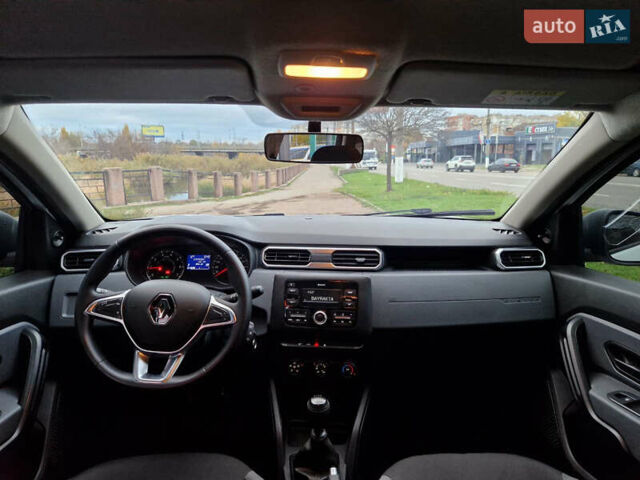 Белый Рено Дастер, объемом двигателя 1.5 л и пробегом 87 тыс. км за 15500 $, фото 7 на Automoto.ua