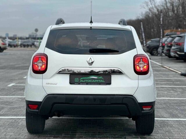 Білий Рено Дастер, об'ємом двигуна 1.6 л та пробігом 97 тис. км за 12790 $, фото 7 на Automoto.ua