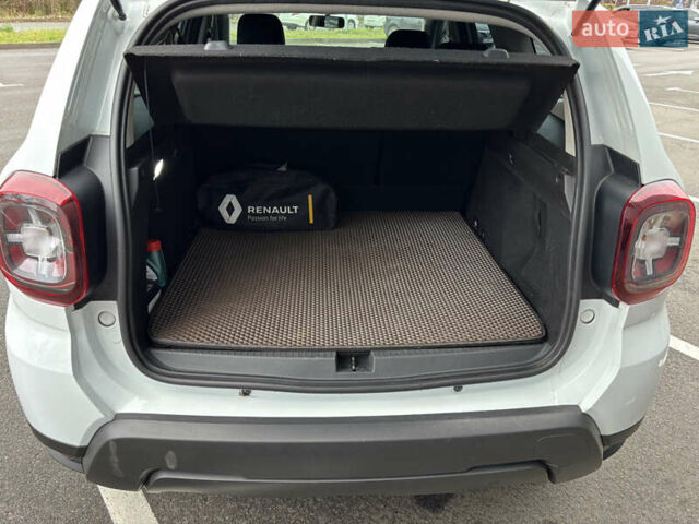 Білий Рено Дастер, об'ємом двигуна 1.46 л та пробігом 57 тис. км за 14800 $, фото 12 на Automoto.ua