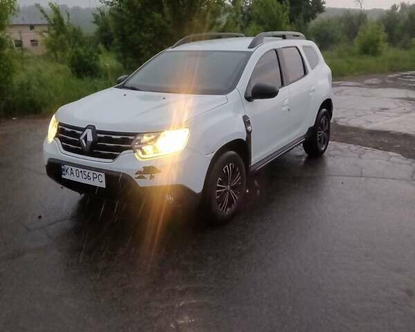 Белый Рено Дастер, объемом двигателя 1.46 л и пробегом 135 тыс. км за 13700 $, фото 12 на Automoto.ua