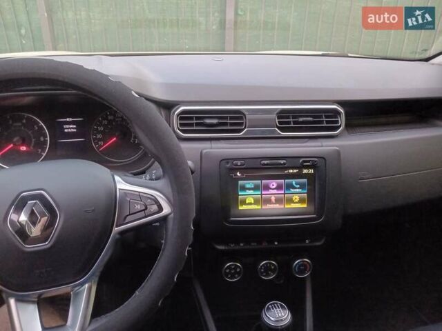Белый Рено Дастер, объемом двигателя 1.46 л и пробегом 135 тыс. км за 13700 $, фото 15 на Automoto.ua
