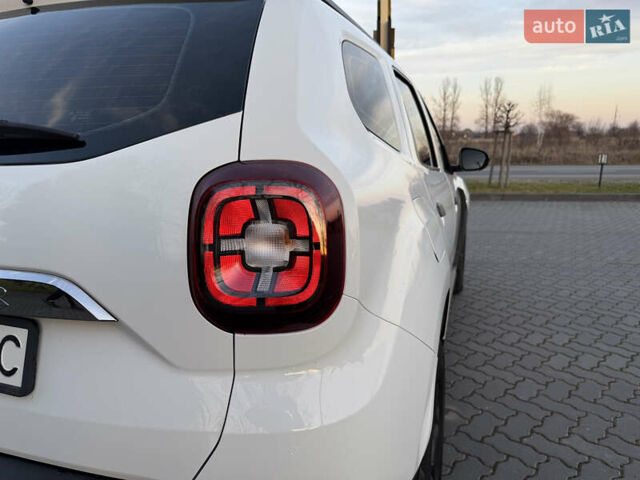 Білий Рено Дастер, об'ємом двигуна 1.5 л та пробігом 152 тис. км за 14999 $, фото 8 на Automoto.ua