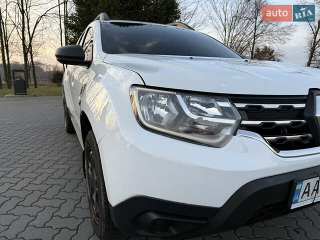 Білий Рено Дастер, об'ємом двигуна 1.5 л та пробігом 152 тис. км за 14999 $, фото 9 на Automoto.ua