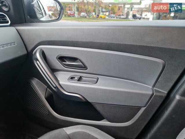 Белый Рено Дастер, объемом двигателя 1.5 л и пробегом 87 тыс. км за 15500 $, фото 16 на Automoto.ua