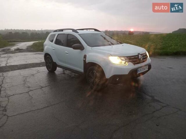 Белый Рено Дастер, объемом двигателя 1.46 л и пробегом 135 тыс. км за 13700 $, фото 11 на Automoto.ua