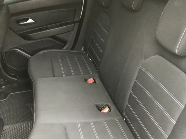 Белый Рено Дастер, объемом двигателя 1.5 л и пробегом 154 тыс. км за 15200 $, фото 13 на Automoto.ua