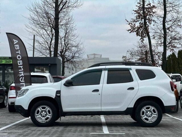 Білий Рено Дастер, об'ємом двигуна 1.6 л та пробігом 97 тис. км за 12790 $, фото 4 на Automoto.ua