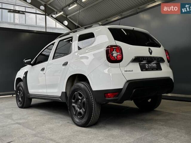 Білий Рено Дастер, об'ємом двигуна 1.6 л та пробігом 231 тис. км за 12500 $, фото 10 на Automoto.ua