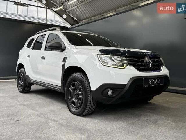 Білий Рено Дастер, об'ємом двигуна 1.6 л та пробігом 231 тис. км за 12500 $, фото 24 на Automoto.ua