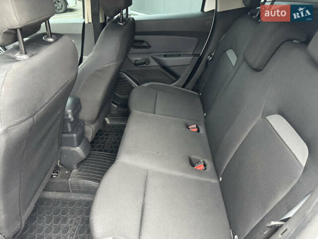 Білий Рено Дастер, об'ємом двигуна 1.46 л та пробігом 57 тис. км за 14800 $, фото 11 на Automoto.ua