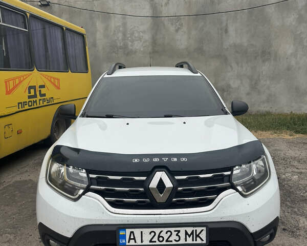 Белый Рено Дастер, объемом двигателя 1.6 л и пробегом 231 тыс. км за 12900 $, фото 2 на Automoto.ua
