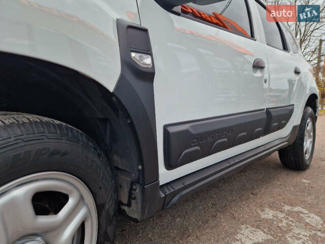 Белый Рено Дастер, объемом двигателя 1.5 л и пробегом 87 тыс. км за 15500 $, фото 9 на Automoto.ua