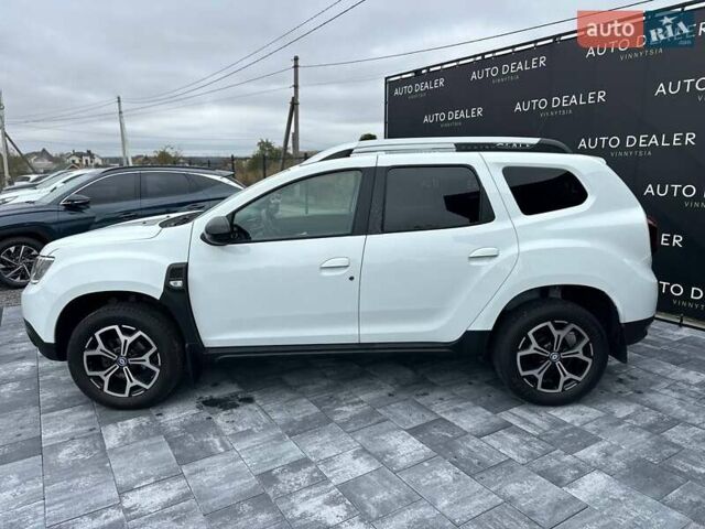 Білий Рено Дастер, об'ємом двигуна 1.6 л та пробігом 30 тис. км за 16300 $, фото 6 на Automoto.ua