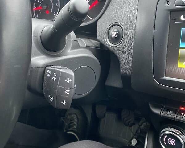 Белый Рено Дастер, объемом двигателя 1.5 л и пробегом 157 тыс. км за 16500 $, фото 11 на Automoto.ua