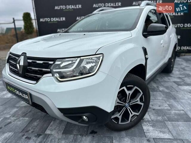 Білий Рено Дастер, об'ємом двигуна 1.6 л та пробігом 30 тис. км за 16300 $, фото 20 на Automoto.ua