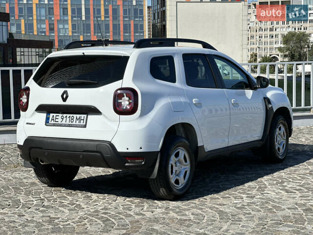 Білий Рено Дастер, об'ємом двигуна 1.46 л та пробігом 216 тис. км за 14800 $, фото 6 на Automoto.ua