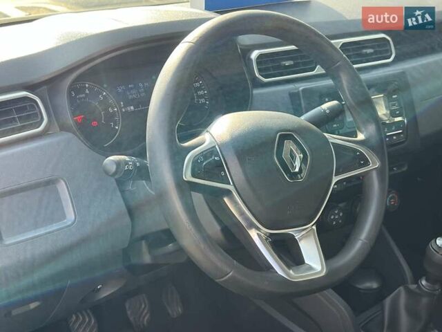 Рено Дастер 2020 в Киеве на Automoto.ua Белый Рено Дастер, объемом двигателя 1.5 л и пробегом 161 тыс. км за 15728 $, фото 12 на Automoto.ua