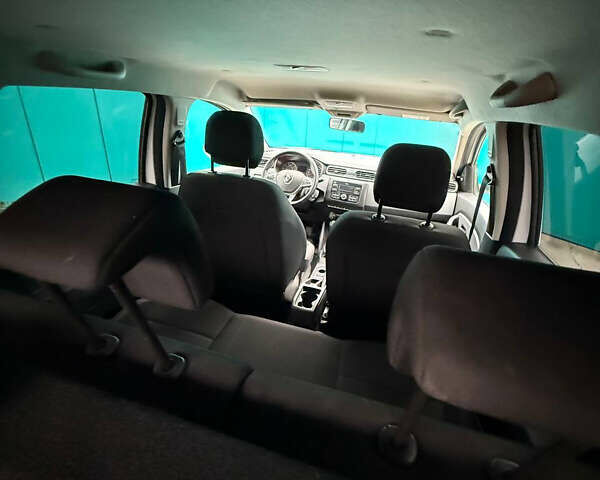 Белый Рено Дастер, объемом двигателя 1.46 л и пробегом 93 тыс. км за 16200 $, фото 15 на Automoto.ua