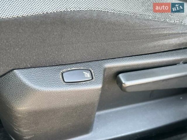 Рено Дастер 2020 в Киеве на Automoto.ua Белый Рено Дастер, объемом двигателя 1.5 л и пробегом 161 тыс. км за 15728 $, фото 11 на Automoto.ua