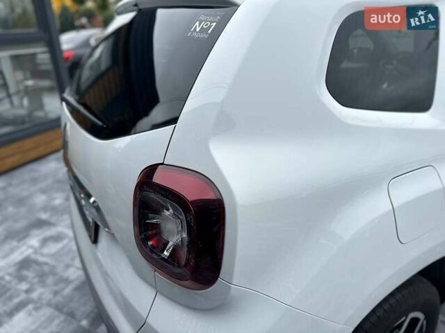 Білий Рено Дастер, об'ємом двигуна 1.6 л та пробігом 30 тис. км за 16300 $, фото 17 на Automoto.ua