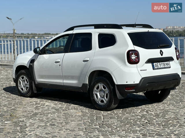Білий Рено Дастер, об'ємом двигуна 1.46 л та пробігом 216 тис. км за 14800 $, фото 5 на Automoto.ua
