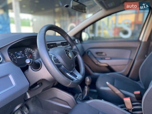 Білий Рено Дастер, об'ємом двигуна 1.5 л та пробігом 132 тис. км за 14450 $, фото 14 на Automoto.ua
