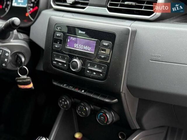 Білий Рено Дастер, об'ємом двигуна 1.6 л та пробігом 220 тис. км за 12500 $, фото 11 на Automoto.ua