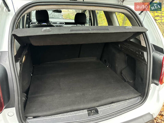 Белый Рено Дастер, объемом двигателя 1.5 л и пробегом 223 тыс. км за 14300 $, фото 9 на Automoto.ua