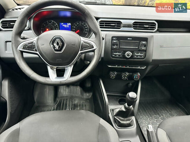 Белый Рено Дастер, объемом двигателя 1.5 л и пробегом 223 тыс. км за 14300 $, фото 5 на Automoto.ua