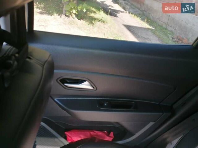 Білий Рено Дастер, об'ємом двигуна 1.6 л та пробігом 35 тис. км за 16000 $, фото 13 на Automoto.ua