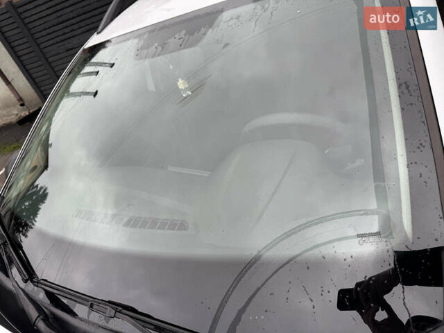 Белый Рено Дастер, объемом двигателя 1.5 л и пробегом 67 тыс. км за 16900 $, фото 16 на Automoto.ua