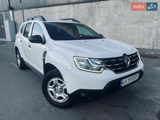Білий Рено Дастер, об'ємом двигуна 1.6 л та пробігом 128 тис. км за 11000 $, фото 2 на Automoto.ua