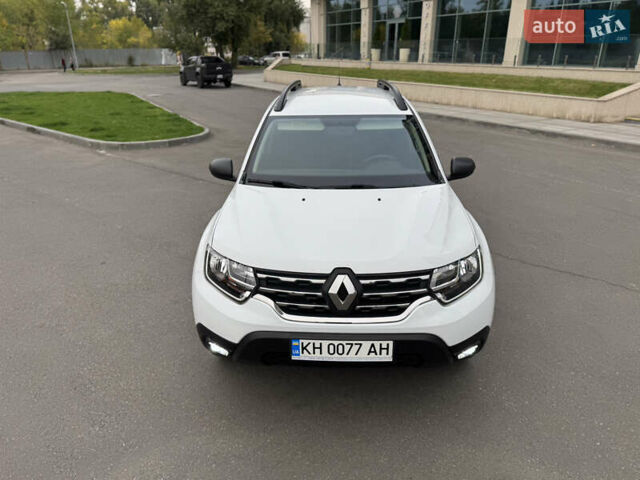 Білий Рено Дастер, об'ємом двигуна 1.6 л та пробігом 39 тис. км за 17300 $, фото 1 на Automoto.ua