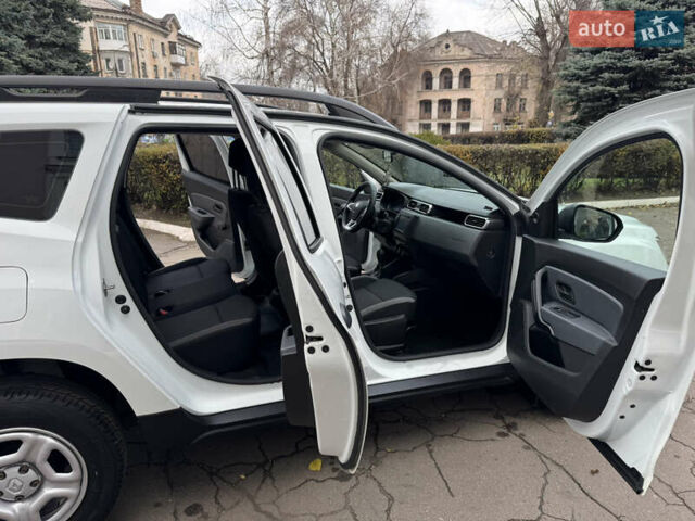 Белый Рено Дастер, объемом двигателя 1.46 л и пробегом 130 тыс. км за 14900 $, фото 18 на Automoto.ua