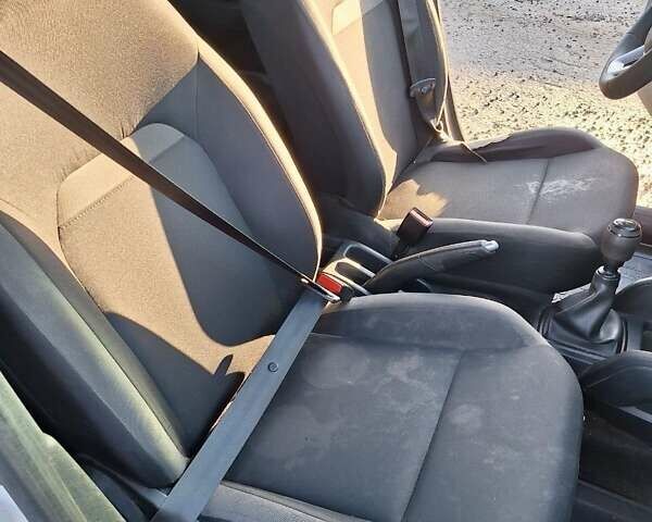 Белый Рено Дастер, объемом двигателя 1.46 л и пробегом 299 тыс. км за 16500 $, фото 8 на Automoto.ua