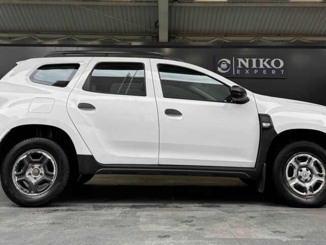 Белый Рено Дастер, объемом двигателя 1.5 л и пробегом 181 тыс. км за 14000 $, фото 8 на Automoto.ua