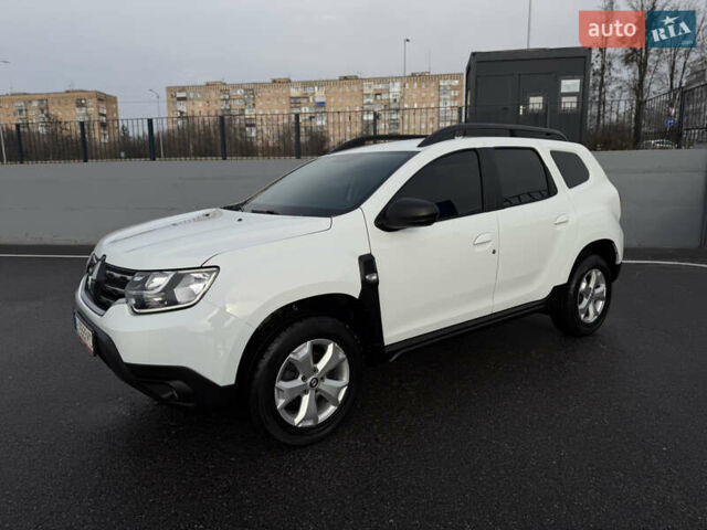 Білий Рено Дастер, об'ємом двигуна 1.6 л та пробігом 28 тис. км за 16800 $, фото 9 на Automoto.ua