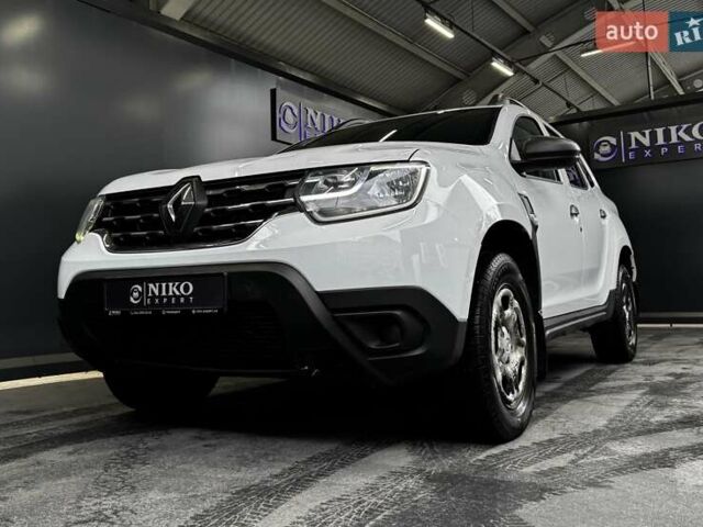 Рено Дастер 2021 в Киеве на Automoto.ua Белый Рено Дастер, объемом двигателя 1.5 л и пробегом 181 тыс. км за 14000 $, фото 2 на Automoto.ua