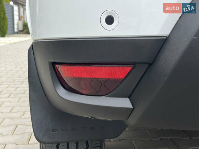 Білий Рено Дастер, об'ємом двигуна 1.46 л та пробігом 92 тис. км за 16900 $, фото 32 на Automoto.ua