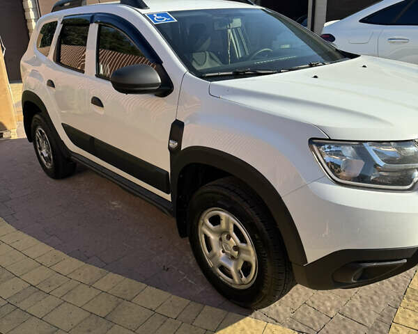 Белый Рено Дастер, объемом двигателя 1.5 л и пробегом 65 тыс. км за 16200 $, фото 1 на Automoto.ua