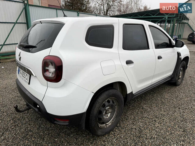 Белый Рено Дастер, объемом двигателя 1.6 л и пробегом 125 тыс. км за 10999 $, фото 3 на Automoto.ua