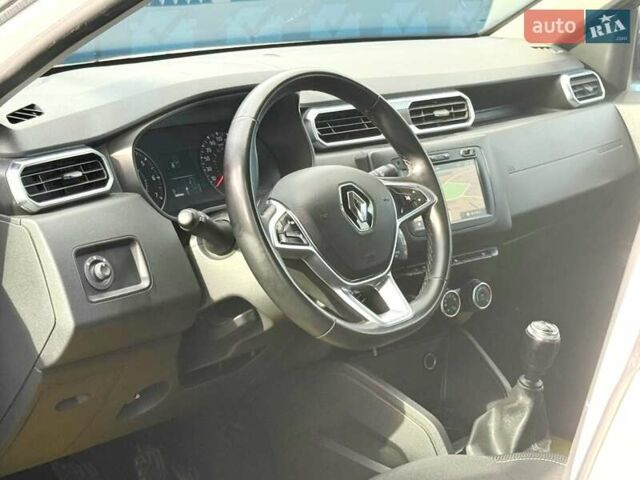 Білий Рено Дастер, об'ємом двигуна 1.46 л та пробігом 159 тис. км за 18800 $, фото 27 на Automoto.ua