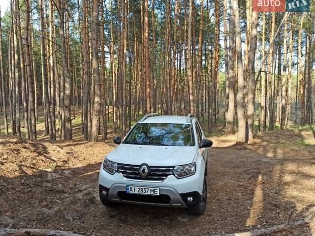 Білий Рено Дастер, об'ємом двигуна 1.6 л та пробігом 115 тис. км за 16000 $, фото 5 на Automoto.ua
