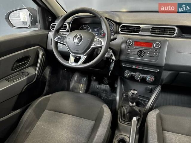 Рено Дастер 2021 в Киеве на Automoto.ua Белый Рено Дастер, объемом двигателя 1.5 л и пробегом 181 тыс. км за 14000 $, фото 30 на Automoto.ua