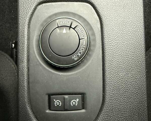 Белый Рено Дастер, объемом двигателя 1.5 л и пробегом 140 тыс. км за 16100 $, фото 17 на Automoto.ua