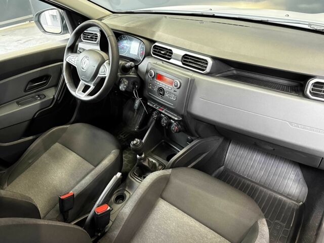 Белый Рено Дастер, объемом двигателя 1.5 л и пробегом 181 тыс. км за 14000 $, фото 15 на Automoto.ua