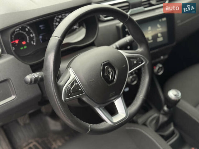 Білий Рено Дастер, об'ємом двигуна 1.46 л та пробігом 150 тис. км за 18200 $, фото 14 на Automoto.ua