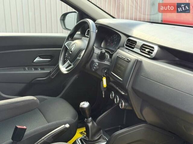 Білий Рено Дастер, об'ємом двигуна 1.46 л та пробігом 159 тис. км за 18800 $, фото 28 на Automoto.ua