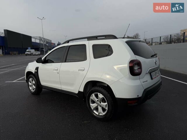 Білий Рено Дастер, об'ємом двигуна 1.6 л та пробігом 28 тис. км за 16800 $, фото 21 на Automoto.ua
