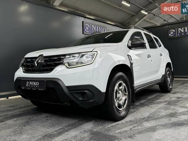 Рено Дастер 2021 в Киеве на Automoto.ua Белый Рено Дастер, объемом двигателя 1.5 л и пробегом 181 тыс. км за 14000 $, фото 3 на Automoto.ua
